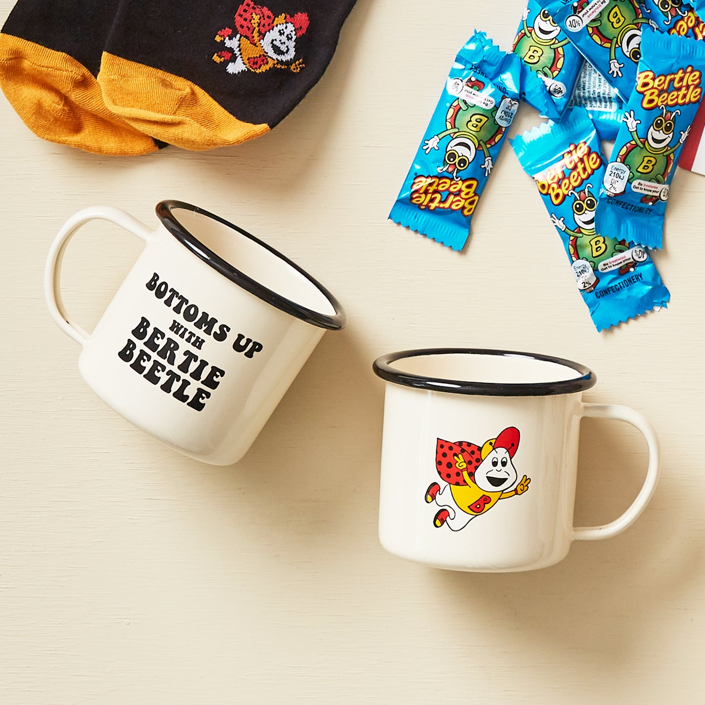 Bertie Beetle Retro Camping Mug Set